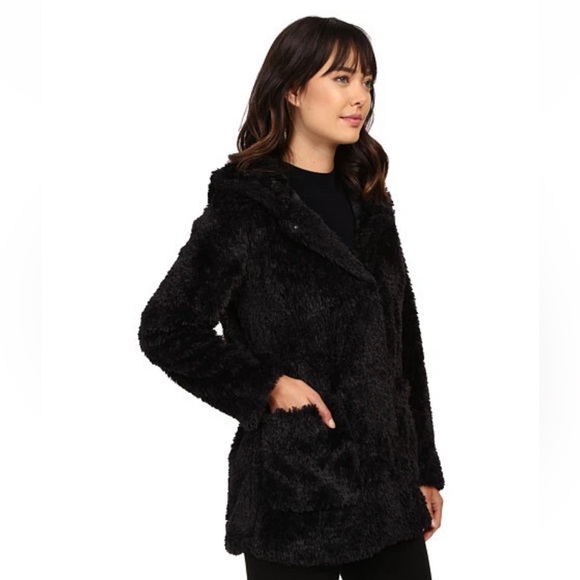 Kenneth Cole Black Warm Winter Faux Fur Jacket in Size Medium - Picture 5 of 13